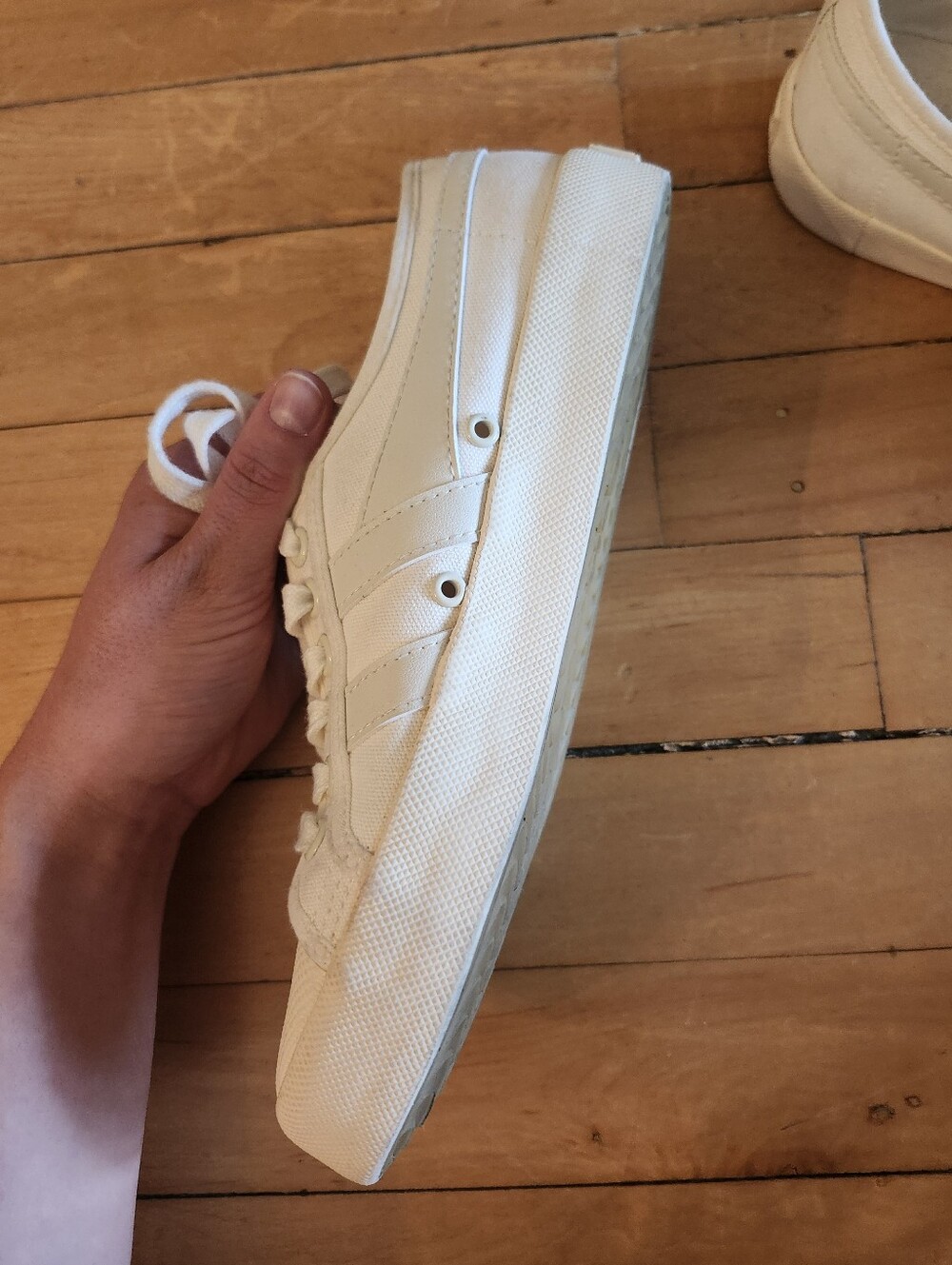 Gola Coaster (Style CLA174) Classic Canvas Sneaker, Size 6, Off-white - Picture 10 of 11